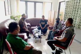 Tim Tabur Kejati Sulbar buru DPO korupsi hingga ke Papua