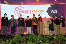 Situs pasarsedekah.com, bangkitkan ekonomi umat dengan pasar digital syariah