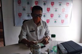 Pejabat Dinas Perpustakaan dan Kearsipan Sulbar terkonfirmasi positif COVID-19