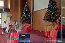 Jelang Misa Natal, Satgas COVID-19 Pamekasan disinfeksi sejumlah gereja