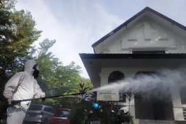 Misa Natal polisi sterilisasi 17 gereja di Kota Makassar