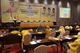 Golkar minta anggota DPRD bangkitkan kembali kejayaan partai di Sumbar