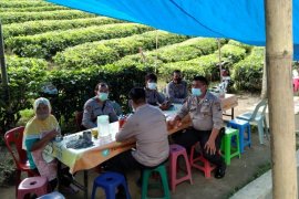 Di Simalungun, kepatuhan protokol kesehatan COVID-19 melalui pendekatan kesadaran masyarakat