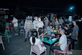 Satgas COVID-19 Medan temukan tempat usaha langgar jam   operasional