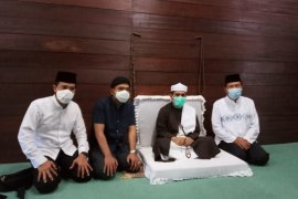 Tuan Guru Babussalam  sampaikan terima kasih atas bantuan HUL dari Bupati Langkat