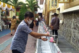 Polresta Pulau Ambon sekat ruas jalan jelang Tahun Baru 2021