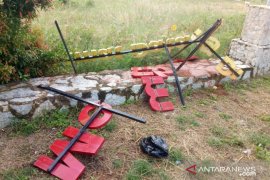 Disparbud Bangka Barat laporkan perusakan fasilitas di Menumbing