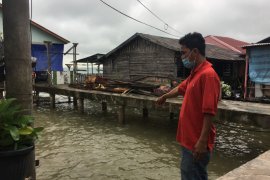 Masyarakat waspada cuaca buruk