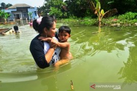 Banjir Akibat Tanggul Jebol Di Kudus Meluas Page 1 Small