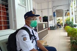 Hari pertama PBM tatap muka, Pemkot Solok tinjau penerapan protokol kesehatan COVID-19