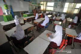 Sekolah Tatap Muka Di Padang Page 1 Small