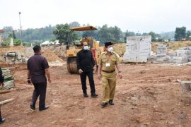 Wali Kota minta renovasi delapan kantor camat rampung akhir Januari 2021