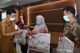 Pemprov Babel mulai salurkan BST ke KPM terdampak COVID-19