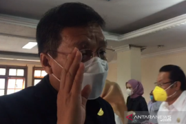 Ketua DPRD Sultra meminta hilangkan skeptis vaksin COVID-19 berbahaya