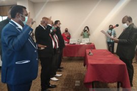 Pemprov Papua harap direksi baru PD Irian Bhakti tingkatkan layanan