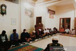Doa bersama berpulangnya Panusunan Pasaribu terus mengalir dari masyarakat