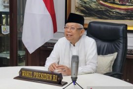 Wapres: protokol kesehatan tetap dipatuhi meski telah divaksin