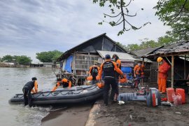 Tim DMC dan Barzah Dompet Dhuafa membantu evakuasi korban Sriwijaya