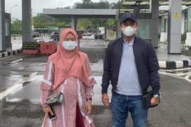 Imigrasi Parepare Sulsel deportasi WN Malaysia melalui jalur darat