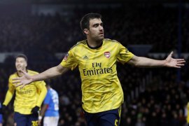 Real Betis berniat menggaet Sokratis dari Arsenal