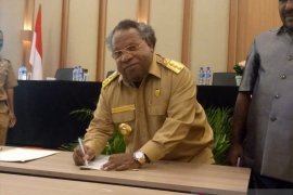 Aktivitas warga di Mimika dibatasi hingga jam 9 malam