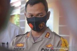 Polres Gorut periksa 9 pengelola Pantai Minanga diduga abaikan prokes