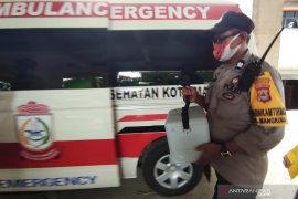 Dinkes Kota Makassar distribusikan vaksin COVID-19 Sinovac ke puskesmas