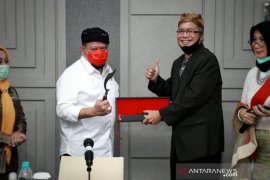 LaNyalla Mattalitti dapat gelar "Akang" dari Kongres Sunda