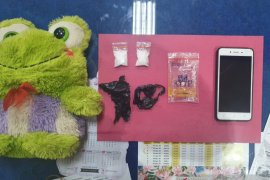 Polisi Padang tangkap dua pengedar sabu-sabu