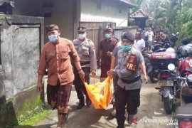 Longsor, Polres Gianyar evakuasi satu korban meninggal