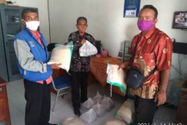 Dinsos Kediri: Bantuan bahan pokok dukung kebutuhan keluarga jalani isolasi mandiri