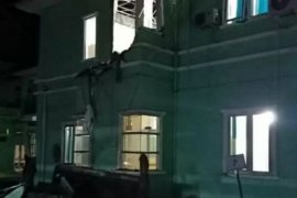 Bangunan bertingkat di Mamuju roboh akibat gempa