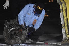 KNKT to release preliminary reports on SJ 182 next month