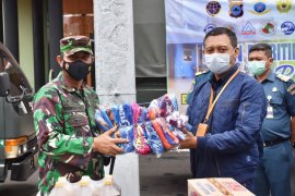 Pelindo III bantu 1.000 paket sembako untuk korban banjir Kalsel