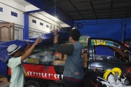 Jamkrindo distribusikan bantuan kemanusiaan ke lokasi gempa Sulawesi Barat