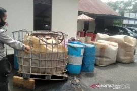 Polisi minta ahli Pertamina usut kasus dugaan premium ilegal