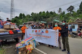 IKA Geologi Unhas salurkan bantuan ke Sulawesi Barat