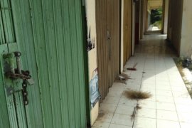 Puluhan toko pakaian di Pasar Atas Baturaja tutup dampak pandemi COVID-19