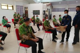 Belum gajian, ASN Jember tetap "saweran" bantu korban banjir