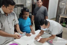Bandar togel daring di Pariaman dibekuk saat transaksi