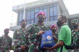 TNI AL salurkan bantuan 25 desa terdampak bencana di Sulawesi Barat