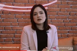 Dalam kondisi tercabik-cabik, pramugari ini tetap bertahan hidup