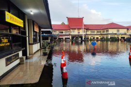 Ruang pelayanan publik Polresta Banjarmasin kebanjiran dan dipindahkan