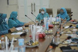 Optimalkan vaksinasi, PKK harus ikut bantu