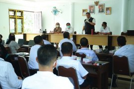 Bupati lakukan serangkaian kunjungan di Kecamatan Silima Pungga-Pungga