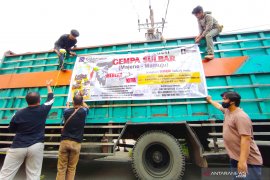 Jurnalis Peduli berangkatkan ratusan paket bantuan ke Sulawesi Barat