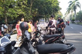 Babel kemarin, parkir langgar aturan hingga data mal-administrasi BBM bersubsidi