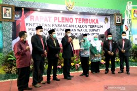 "Karunia" ditetapkan sebagai pemenang Pilkada Situbondo 2020