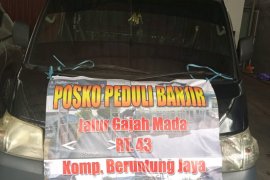 PT Pupuk Kaltim sumbang warga terdampak banjir di Kalsel