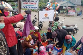 GP Ansor  dan Banser Sulsel dampingi pengungsi gempa Sulbar